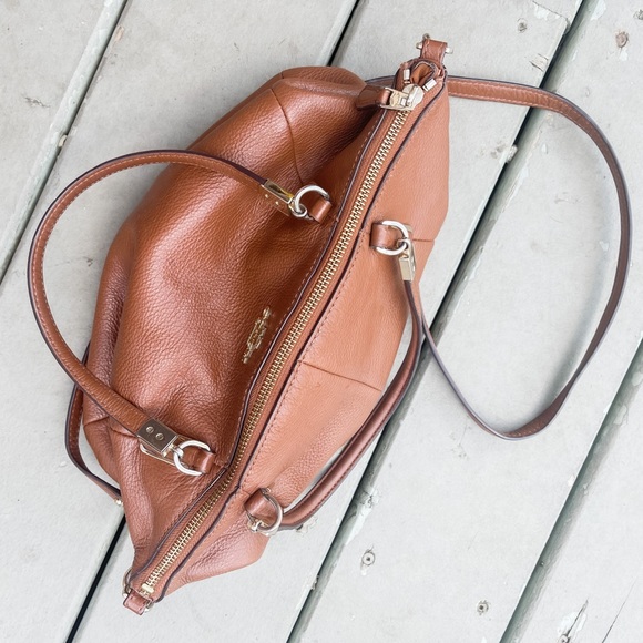 Authentic Coach handbag - Picture 7 of 8